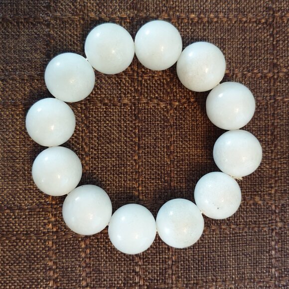 Rare Vintage Natural White Nephrite Jade Bead Bracelet – 20mm Beads, 107.12g - Picture 10 of 12